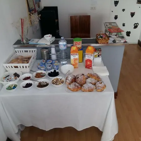 Artemide 住宿加早餐酒店 *